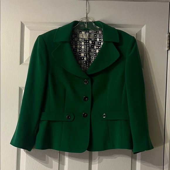 Tahari Arthur S Levine Jackets & Blazers - Tahari Green Women's Blazer